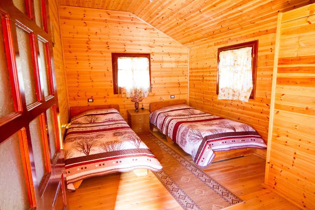 Farma Sotira Hotel Leskovik Стая снимка
