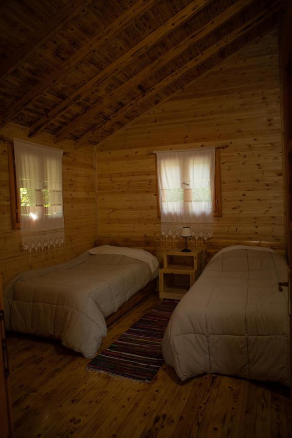 Farma Sotira Hotel Leskovik Екстериор снимка